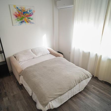 Penthouse With Huge Rooftop Terrace & City View Bucarest Extérieur photo