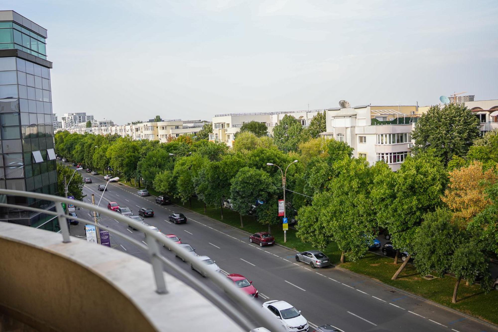 Penthouse With Huge Rooftop Terrace & City View Bucarest Extérieur photo