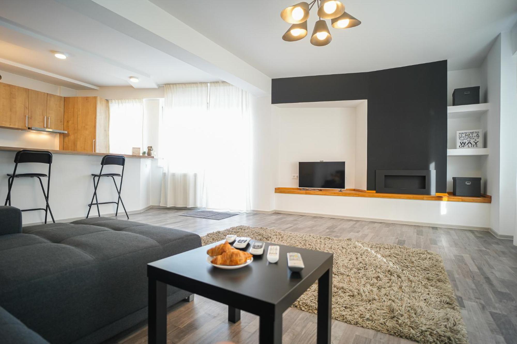Penthouse With Huge Rooftop Terrace & City View Bucarest Extérieur photo